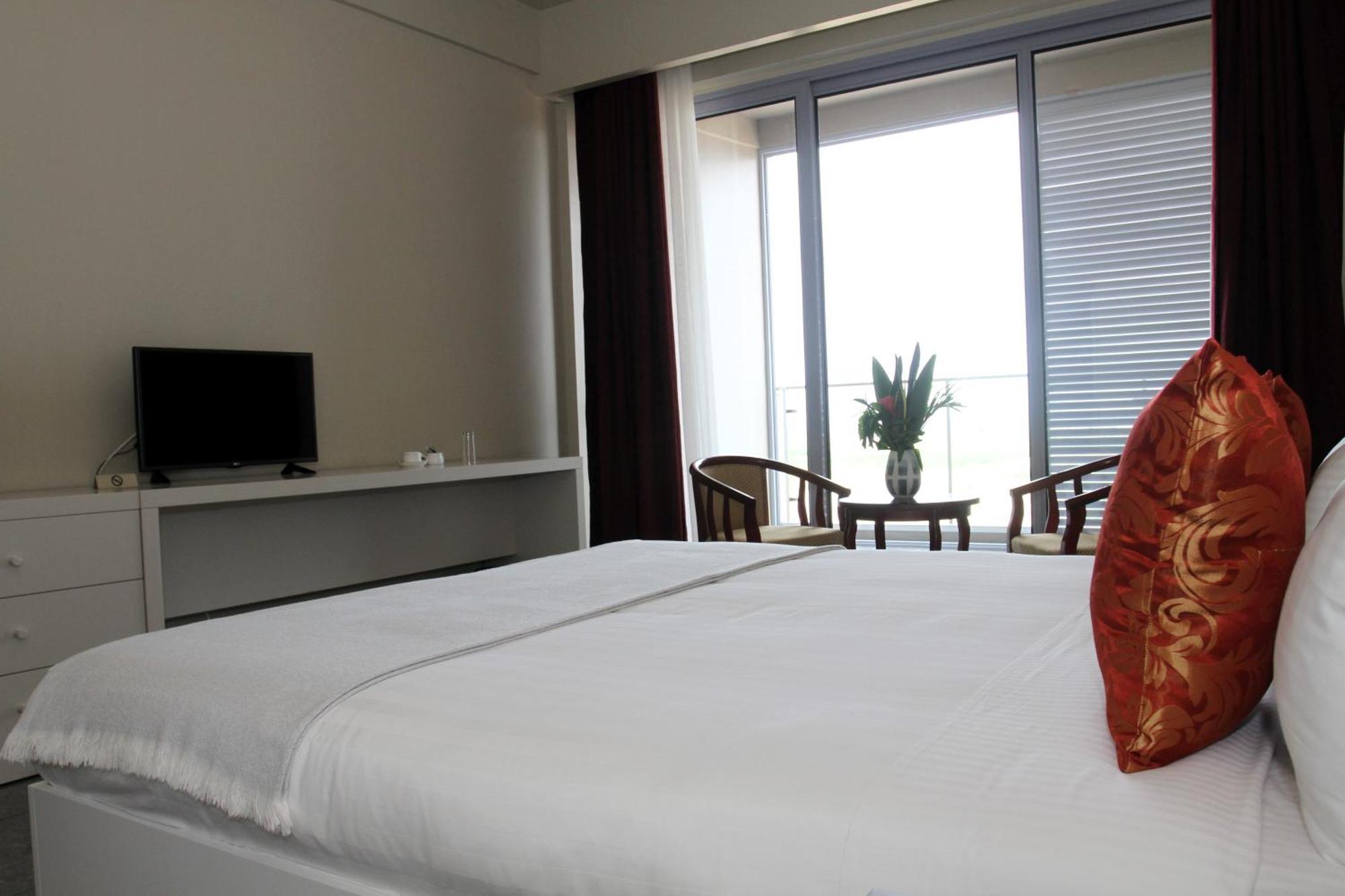 Flow Hotel 벵겔라 외부 사진